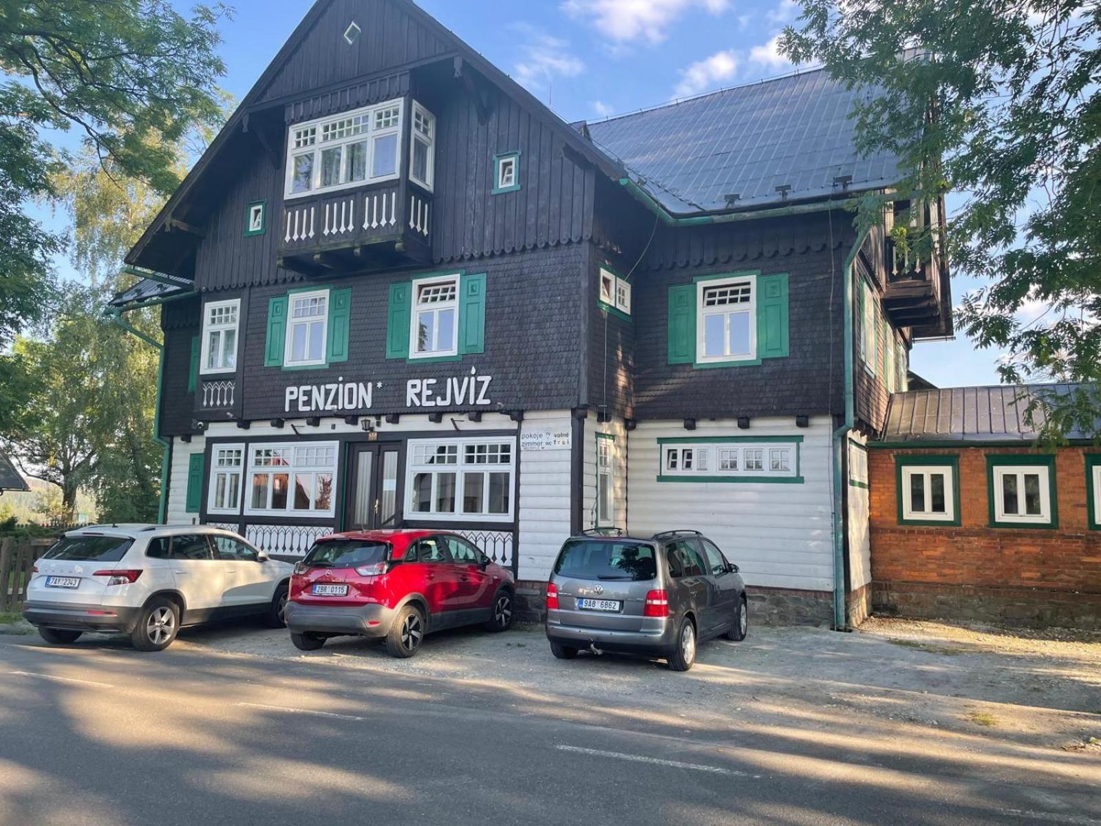 Penzion Rejviz Exterior photo